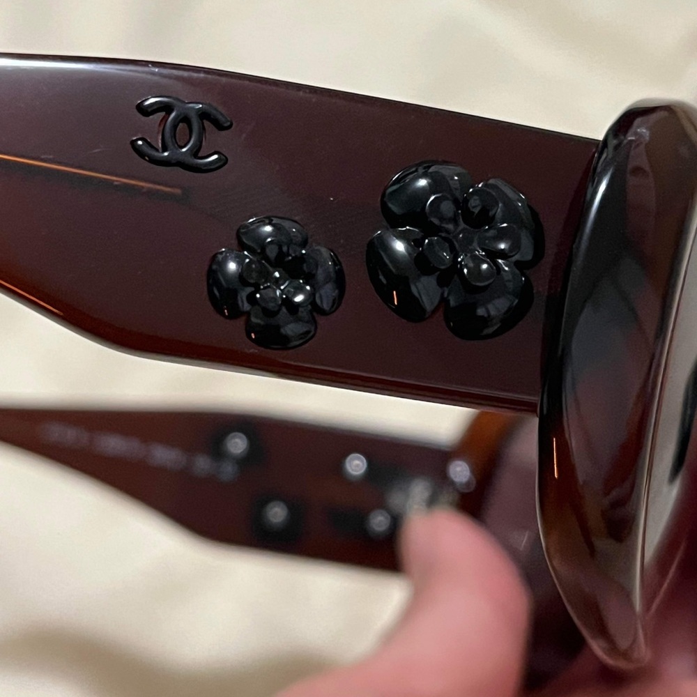 Sold ❎❎Authentic CHANEL SUNGLASSES 🕶️ - Picture 16 of 16